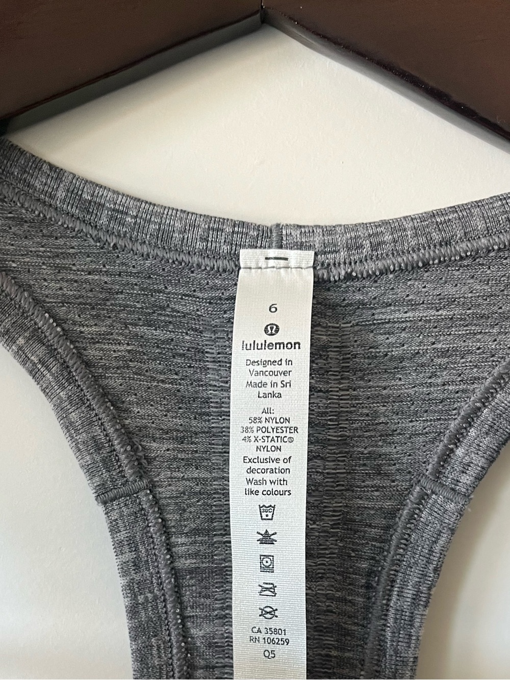 Lululemon -Swift Tech Racerback Tank Top - Picture 5 of 5
